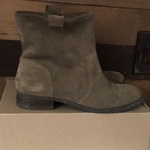 Sole society Natasha boots, mushroom